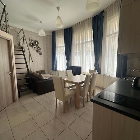 Bright Apartment In The Most Beautiful Street Of Budapest Vaci Street, Fashion Street Exteriör bild